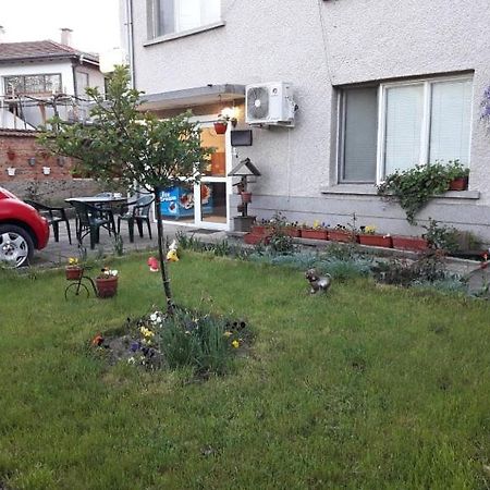 Владимировата Къща 칼로페르 외부 사진